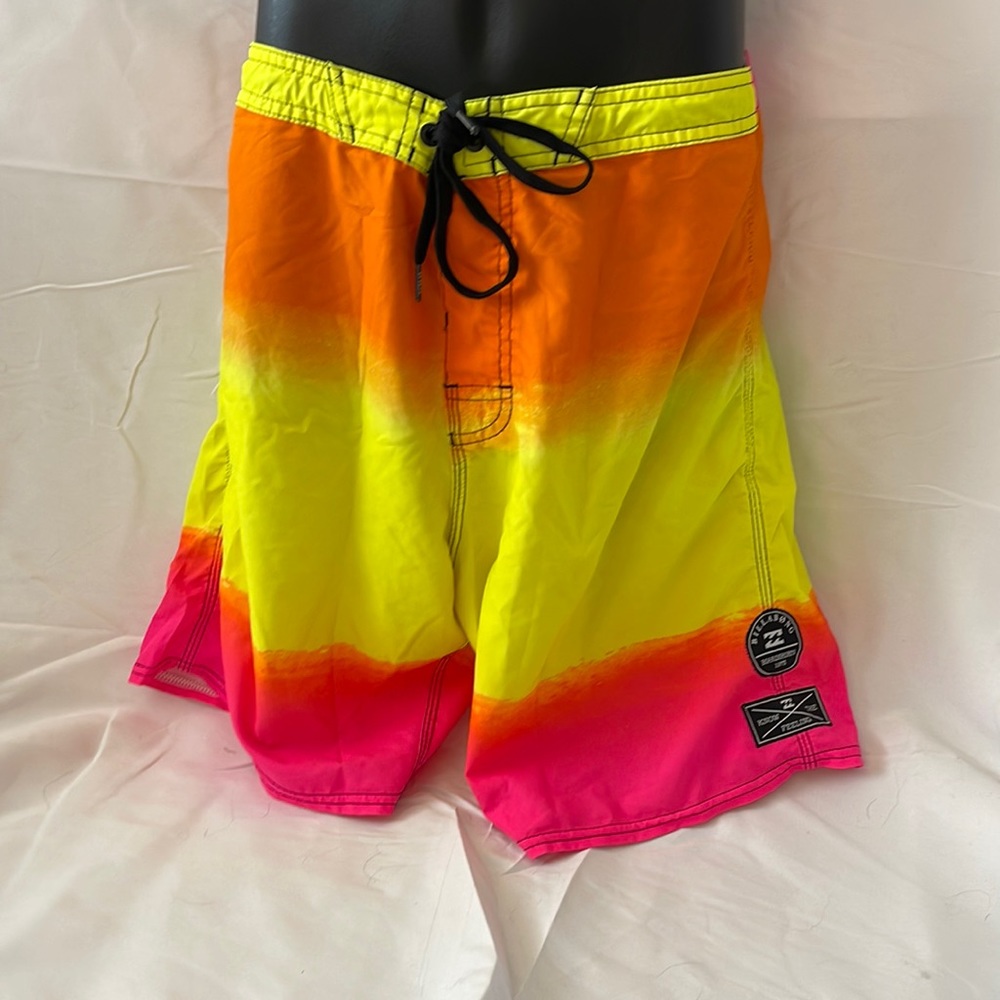 Billabong Mens Tricolor Swimshorts Size 32